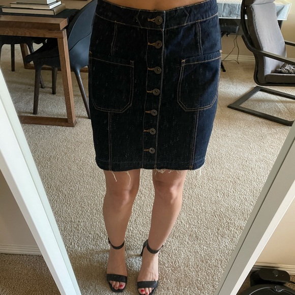 Denim Mini Skirt with Pockets and front buttons - Picture 4 of 16